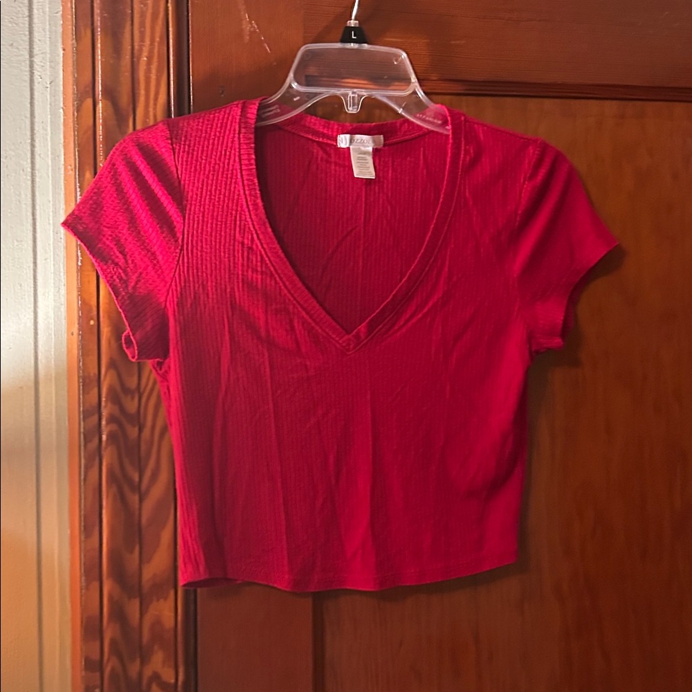 Set Of Two Ribbed V‑Neck Cropped Tees - Picture 8 of 10